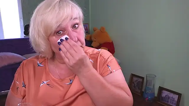 Snapshot of Milana_Milky chatting on 28, 5, 2026 Milana Milky online show from 28, 5, 2026