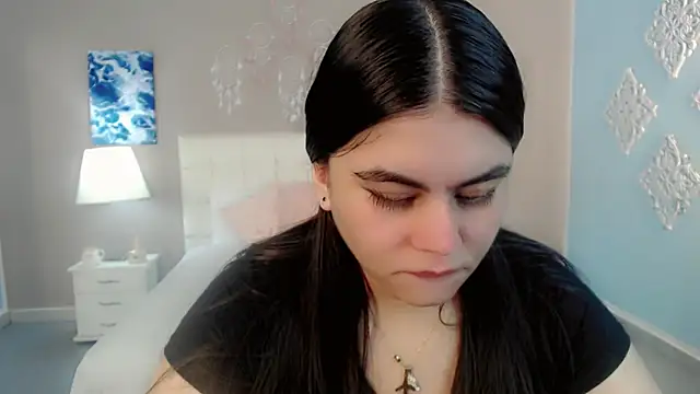 maddissonivanova online show from 18, 11, 2025