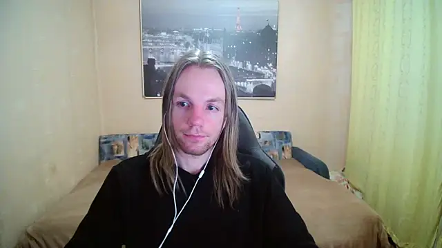 Snapshot of AdamDickens chatting on 21, 4, 2026 AdamDickens online show from 21, 4, 2026
