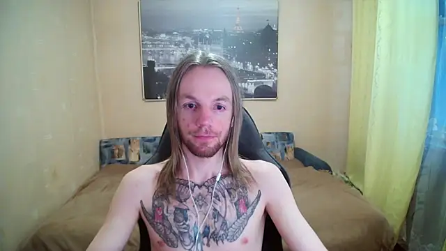 Snapshot of AdamDickens chatting on 7, 5, 2026 AdamDickens online show from 7, 5, 2026