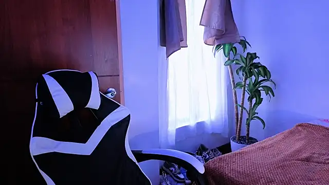 taichi bluy online show from 5, 11, 2025