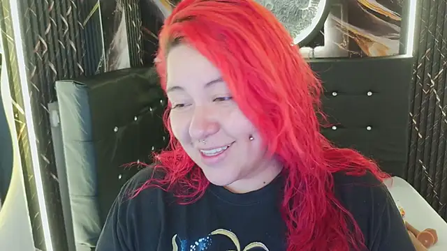 Witch Scarlet online show from 16, 4, 2026