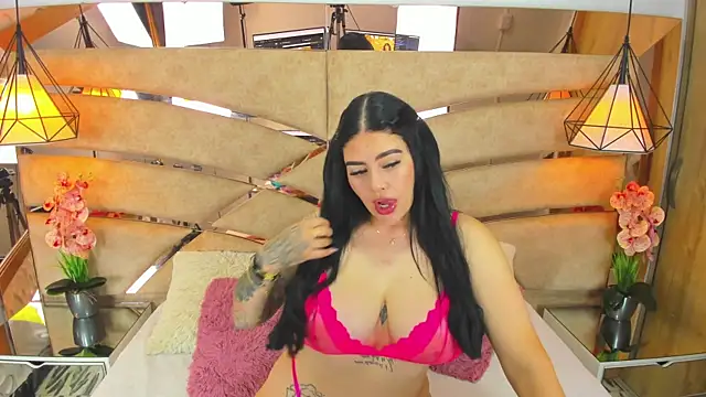 Snapshot of pamemiller1 chatting on 5, 12, 2025 pamemiller1 online show from 5, 12, 2025