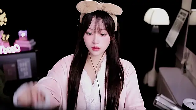 Snapshot of coward_by chatting on 21, 2, 2026 coward by online show from 21, 2, 2026