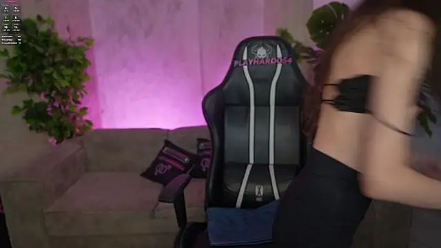 Regina Sweet054 online show from 31, 1, 2026