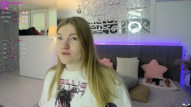 AshleyJoness online show from 18, 11, 2025