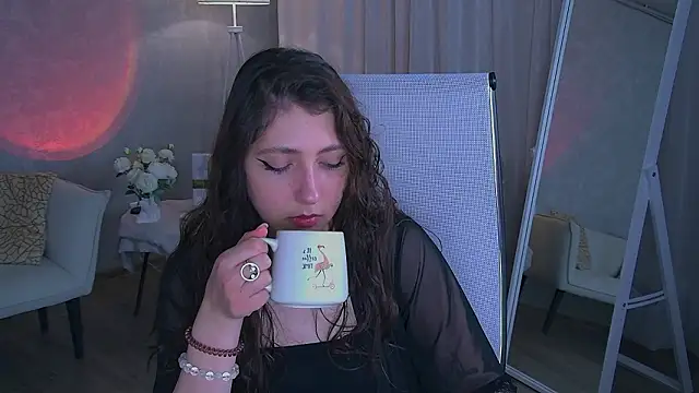 Mary Miiller online show from 23, 3, 2026