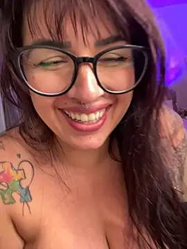 Snapshot of Keillygms chatting on 25, 6, 2026 Keillygms online show from 25, 6, 2026