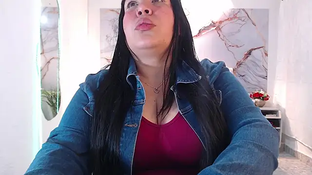 Snapshot of Ashley_Grahaam chatting on 9, 10, 2025 Ashley Grahaam online show from 9, 10, 2025