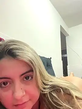 Snapshot of sophiemonroevip chatting on 21, 11, 2025 sophiemonroevip online show from 21, 11, 2025