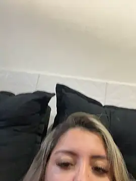 Snapshot of sophiemonroevip chatting on 22, 12, 2025 sophiemonroevip online show from 22, 12, 2025