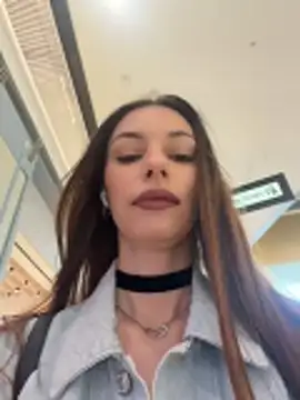 Snapshot of Amelie_Crosby chatting on 27, 6, 2026 Amelie Crosby online show from 27, 6, 2026