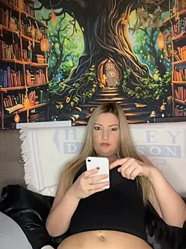 Snapshot of TheSexualIntellectual chatting on 5, 2, 2026 TheSexualIntellectual online show from 5, 2, 2026