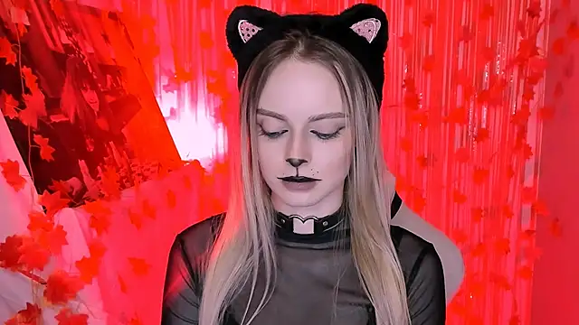 JuliaBrewwer online show from 31, 10, 2025