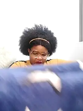 Snapshot of ChubbyBitch26 chatting on 3, 7, 2026 ChubbyBitch26 online show from 3, 7, 2026