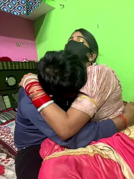 SEXY-SIMI-BHABI online show from 10, 11, 2025