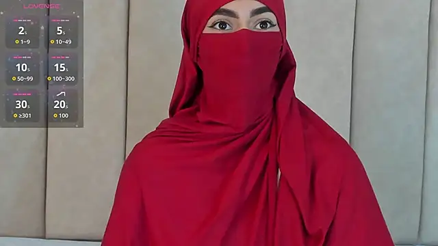  Zahiira  online show from 19, 11, 2025