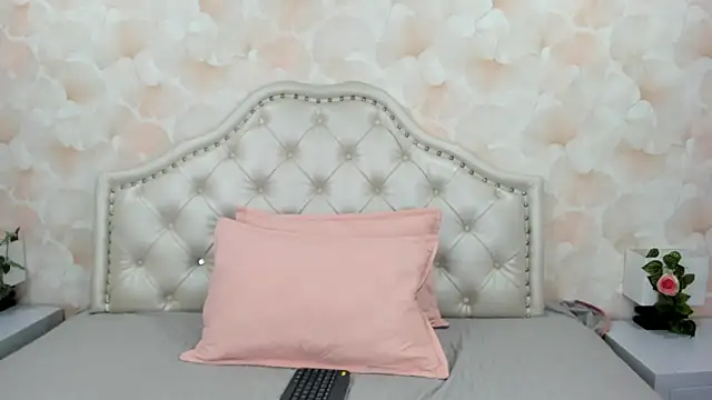 SofiaWhites online show from 15, 5, 2026