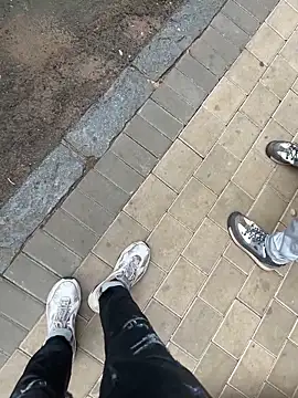 kamo012000 online show from 1, 12, 2025