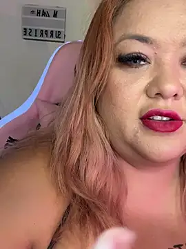 Snapshot of brunettecurves chatting on 15, 1, 2026 brunettecurves online show from 15, 1, 2026