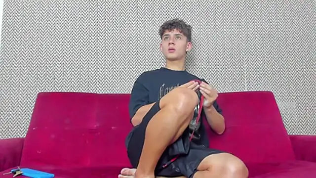 willy sexxx18 online show from 24, 2, 2026