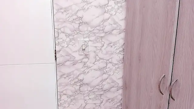 SASHA BROWNIE   online show from 6, 10, 2025