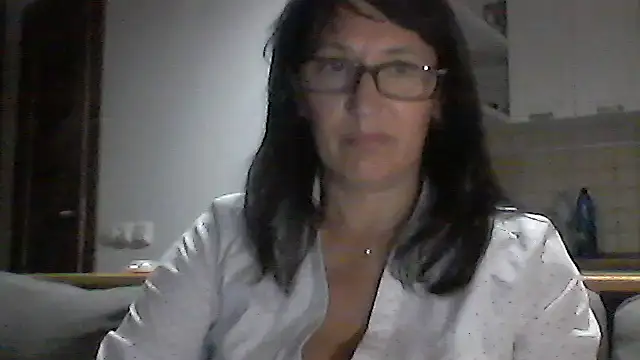 Snapshot of Elena48324 chatting on 8, 9, 2025 Elena48324 online show from 8, 9, 2025