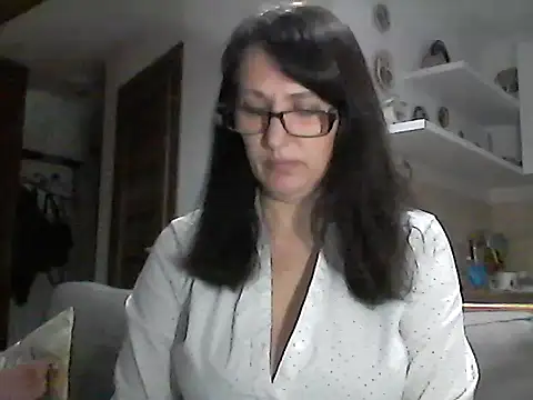Snapshot of Elena48324 chatting on 8, 4, 2026 Elena48324 online show from 8, 4, 2026