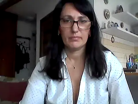 Snapshot of Elena48324 chatting on 15, 4, 2026 Elena48324 online show from 15, 4, 2026