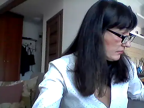 Snapshot of Elena48324 chatting on 23, 4, 2026 Elena48324 online show from 23, 4, 2026