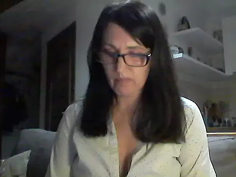 Snapshot of Elena48324 chatting on 15, 5, 2026 Elena48324 online show from 15, 5, 2026