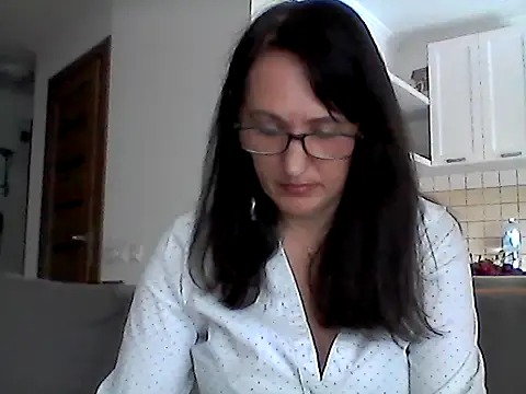 Snapshot of Elena48324 chatting on 6, 6, 2026 Elena48324 online show from 6, 6, 2026