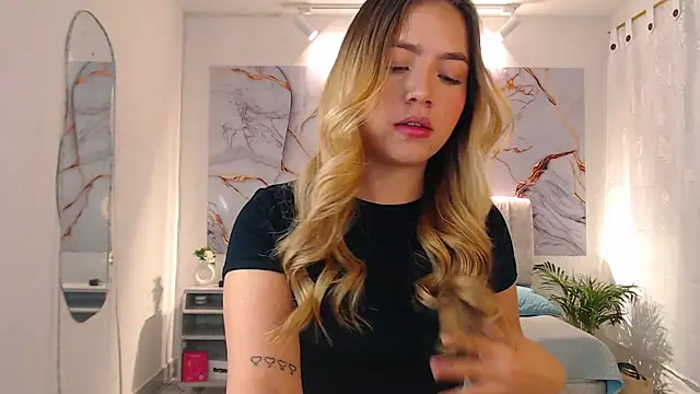  Tiffany1 online show from 26, 10, 2025