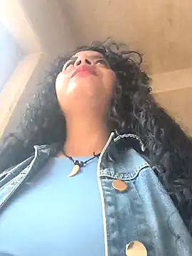 Yaya watson online show from 8, 4, 2026