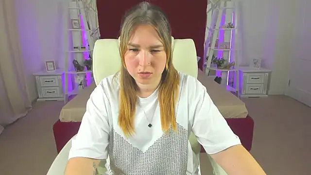 Sofii darling online show from 23, 3, 2026