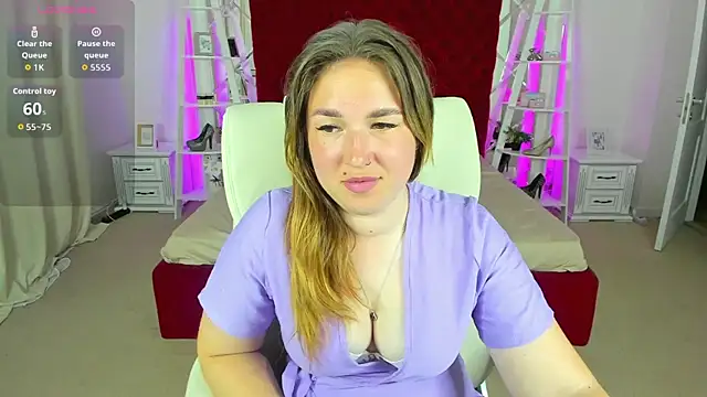 Snapshot of Sofii_darling chatting on 5, 6, 2026 Sofii darling online show from 5, 6, 2026