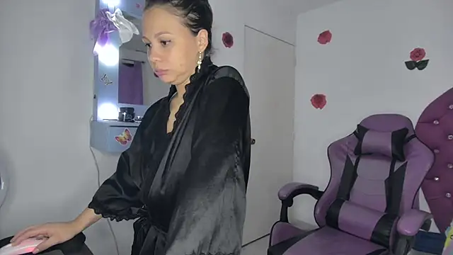 Snapshot of soffy_rosses chatting on 11, 5, 2026 soffy rosses online show from 11, 5, 2026