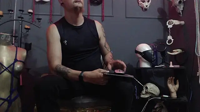 Snapshot of zain_kreigger chatting on 24, 3, 2026 zain kreigger online show from 24, 3, 2026