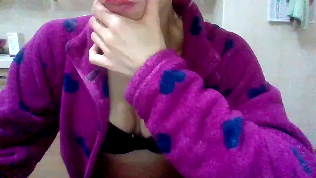 Snapshot of Kelly80 chatting on 7, 2, 2026 Kelly80 online show from 7, 2, 2026