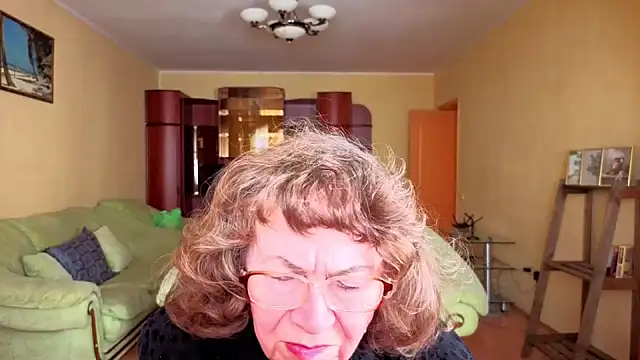 Betty Brick online show from 18, 1, 2026