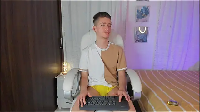 ThiagooJames online show from 21, 9, 2025