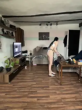 Seductively4 20 online show from 14, 11, 2025