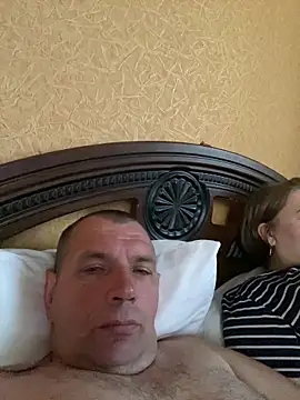 ReginaAndGordon online show from 15, 4, 2026