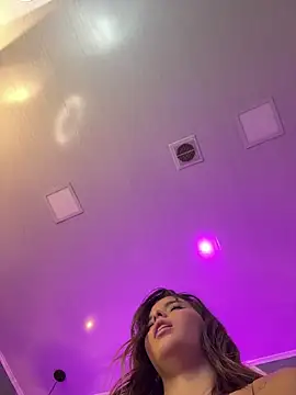 bianca vega  online show from 11, 4, 2026