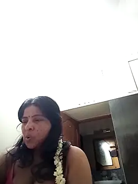 Snapshot of srimasrima chatting on 4, 5, 2026 srimasrima online show from 4, 5, 2026