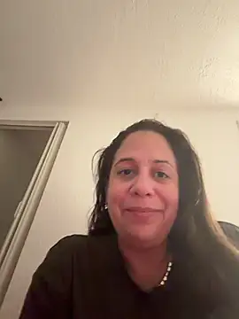 Snapshot of PrettyKittyMia chatting on 16, 4, 2026 PrettyKittyMia online show from 16, 4, 2026