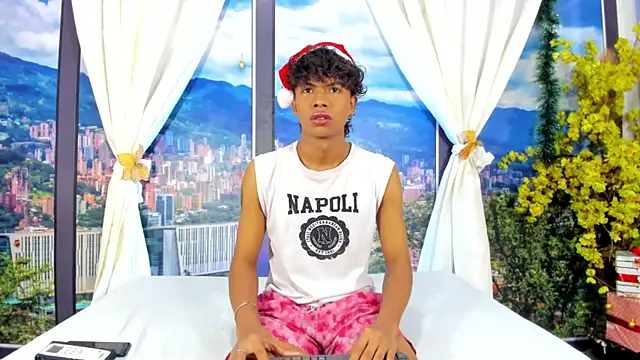 MilthonDelis online show from 17, 12, 2025