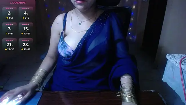 Snapshot of Divvya_ chatting on 23, 4, 2026 Divvya online show from 23, 4, 2026