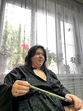 Liza Will online show from 10, 11, 2025