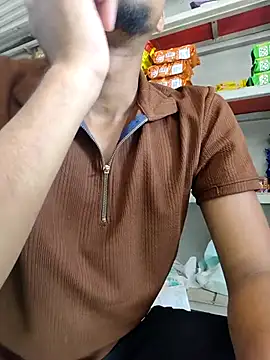 Snapshot of Irfan_irfan chatting on 22, 12, 2025 Irfan irfan online show from 22, 12, 2025